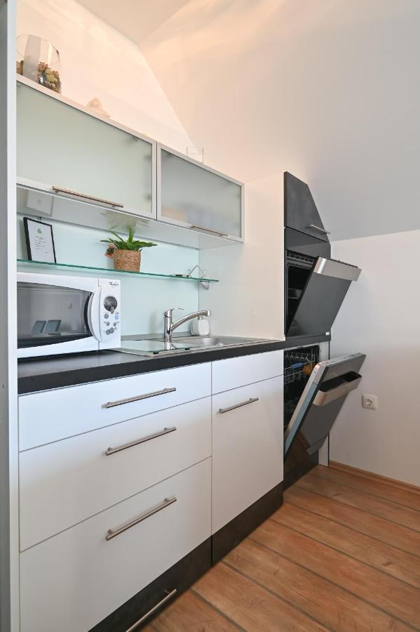 Stros With Private Sauna Apartma *